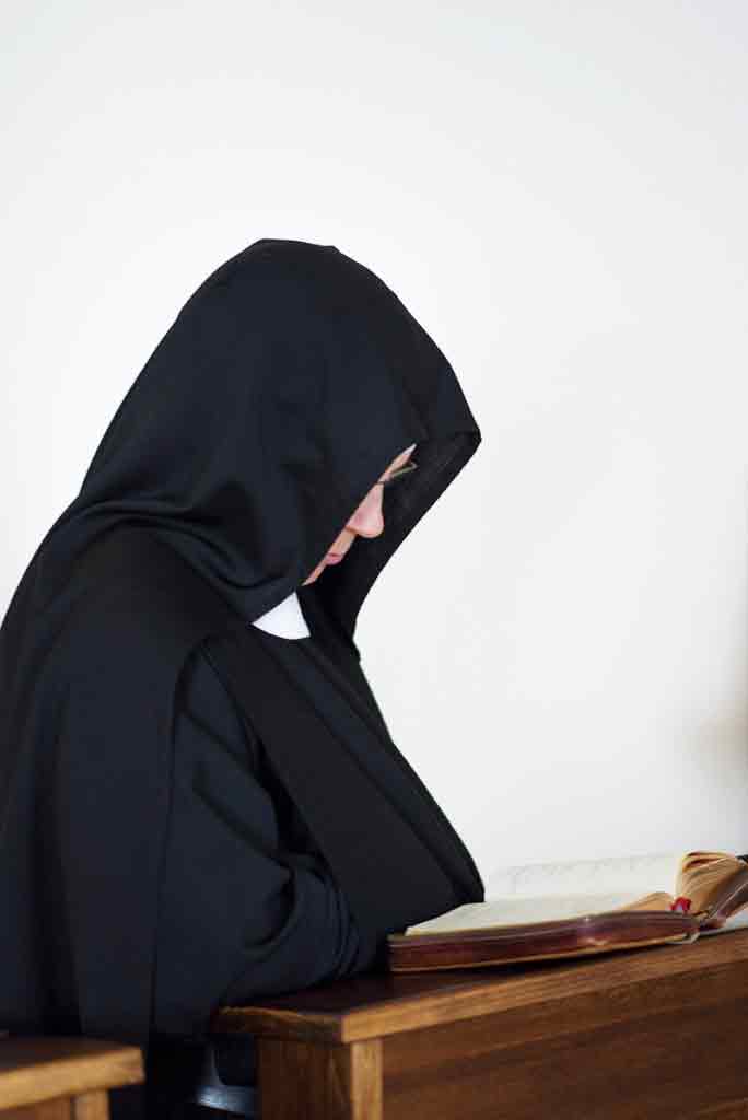Benediktínky sa riadia prísnymi pravidlami. Ich prianím je zostať v anonymite. foto: Darina Kvetanová